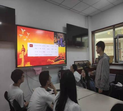 同学发言.png